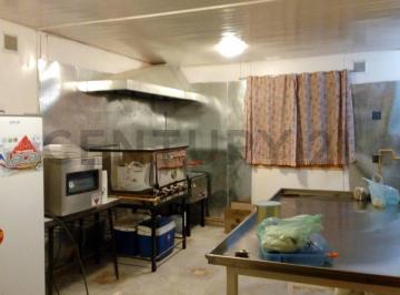 Bodega-Galpón · 50m² · 2 Ambientes · 1 Cochera · Fábrica de Alimentos con Rne Vigente, en Inmediaciones del Hiper Libertad. con Escritura y Posesión