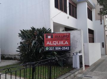 Casa de 4 ambientes, La Plata · Casa Dos Domritorios con Jardin. Apto Vivienda, Otros Destinos, Institucion, Comercial, Etc.