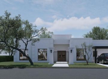 Casa · 180m² · 8 Ambientes · 2 Cocheras · Casa en Venta, 8 Ambientes, San Matias, Escobar