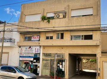 Departamento de 1 ambiente, San Isidro · Martínez: Departamento con Cochera. Monoambiente a 1 Cuadra de Av Santa Fe y 3 de La Estación