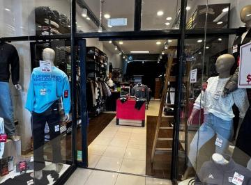Local comercial · 120m² · 3 Ambientes · Local en Alquiler La Plata