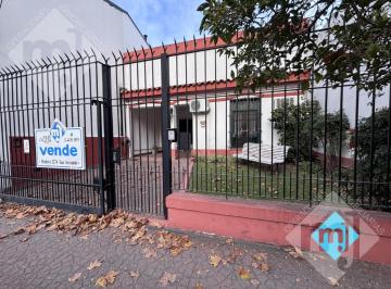 Casa · 172m² · 4 Ambientes · 1 Cochera · Casa en Venta