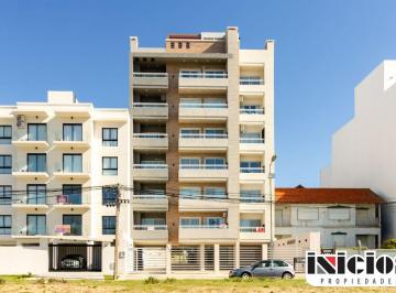 Departamento de 3 ambientes, Mar de Ajó · Departamento Frente Al Mar - C1092
