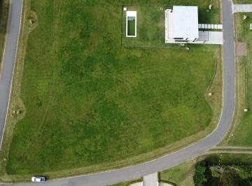 Terreno · 1046m² · Lote en Venta en Chateau