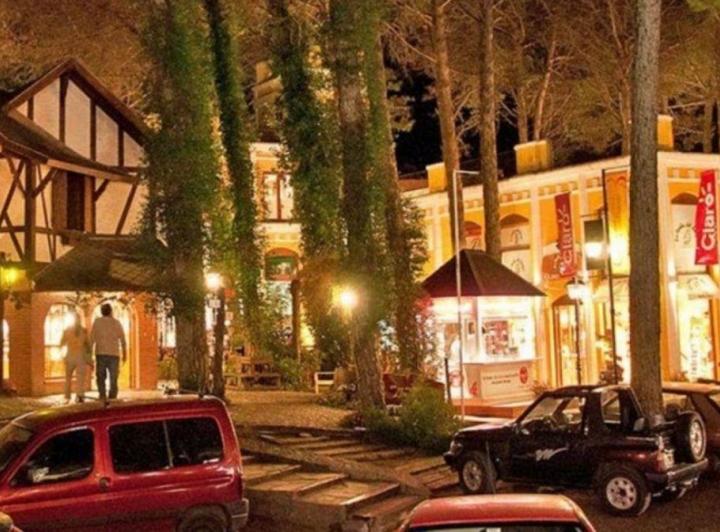 Local comercial · 760m² · 7 Ambientes
