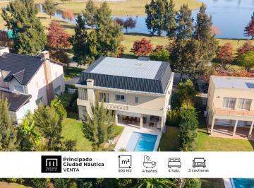 Casa · 251m² · 6 Ambientes · 1 Cochera · Casa en Venta en El Principado, Canning.