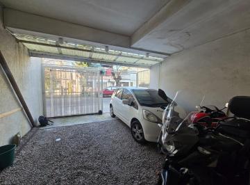 Garage · 13m² · Cochera en Santos Lugares