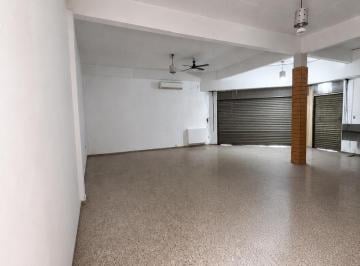 Local comercial · 90m² · Local en Alquiler en 520 y 139, La Plata