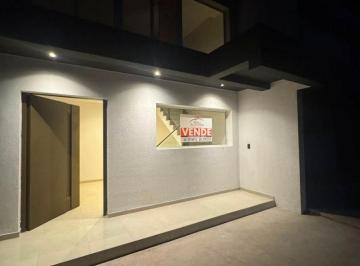 Casa de 5 ambientes, Guaymallén · Casa en Venta C/ Cochera en Otros Barrios