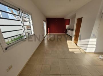 Casa · 69m² · 3 Ambientes · 1 Cochera · Duplex de 2 Dorm. con Cochera en Venta en Ringuelet