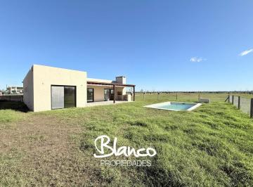 Casa · 180m² · 4 Ambientes · 1 Cochera · Casa en Alquiler en Puertos, Barrio Nativas, Escobar, G. B. a. Zona Norte