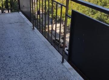 Departamento · 42m² · 2 Ambientes · Departamento Al Frente con Balcon! - Floresta