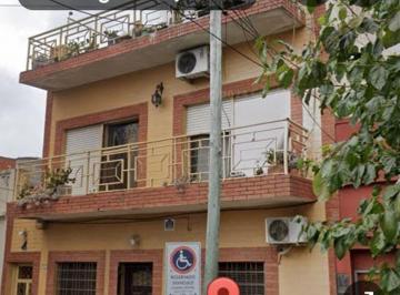 PH de 4 ambientes, Tres de Febrero · PH en Primer Piso Al Contrafrente + Terreno en Pb Al Fondo