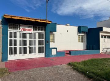 Casa de 5 ambientes, Presidente Sarmiento · Venta Casa a m Barrio Privado Las Acacias Godoy Cruz