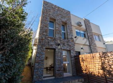 Casa · 90m² · 3 Ambientes · 1 Cochera · Casa en Venta en City Bell Tipo Duplex Apta Banco