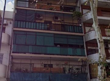 Departamento de 3 ambientes, Boedo · 3 Amb Fte con Balcón