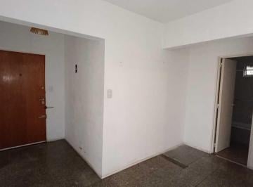 Departamento · 38m² · 2 Ambientes · Alquiler 2 Ambientes Apto Luminoso Frente a La Plaza