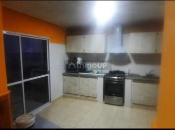 Casa en Venta de 3 ambientes  · Se Vende Hermosa Casa en Calle Diego Paroisiens Guaymallen Mendoza