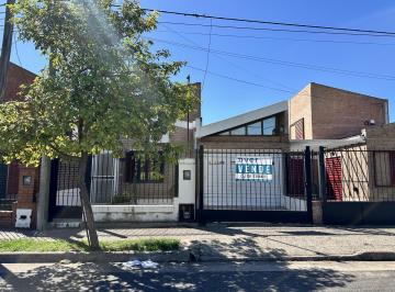 Casa · 98m² · 4 Ambientes · 1 Cochera · Duplex 3 Dorm. con Cochera Doble - Lomas del Suquia