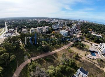 DEI-DEI-2104_2 · Lote Multifamiliar en Venta en Pinamar Zona Nayades