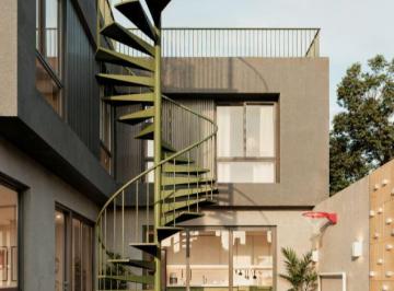 Casa · 196m² · 5 Ambientes · Casa en Centro