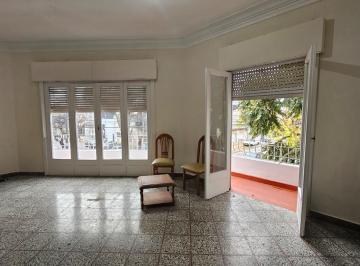 PH · 75m² · 4 Ambientes · Alquiler PH 4 Ambientes de 81 m² en Caseros