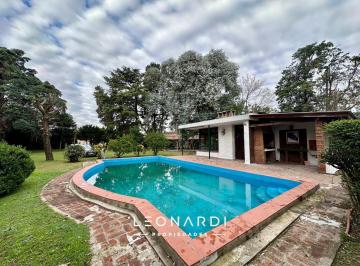Casa · 100m² · 2 Ambientes · 1 Cochera · Casa con Pileta en Venta en Escobar - ID 6077