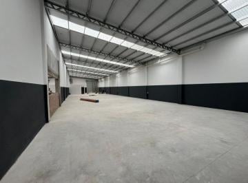 Bodega-Galpón , Mar del Plata · Galpón a Estrenar – 430 m² – Excelente Ubicación (Ayacucho y Champagnat)
