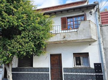 PH · 113m² · 4 Ambientes · Venta PH Nueva Pompeya. Cuatro Ambientes. Sin Expensas