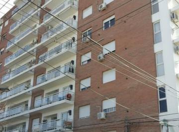 Departamento · 83m² · 2 Dormitorios · 1 Cochera · Departamento - San Lorenzo