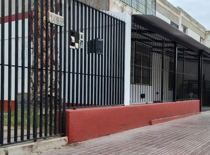 Casa · 85m² · 5 Ambientes · 1 Cochera