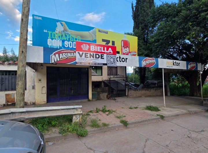 Casa · 350m² · 6 Ambientes · 1 Cochera