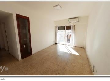 Departamento · 49m² · 3 Ambientes · 1 Cochera · Departamento de 3 Ambientes con Balcón y Cochera - Muy Luminoso - Almagro