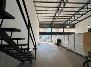 Local comercial · 102m² · 2 Ambientes · Unidad Local Comercial