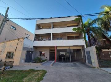 Departamento de 1 ambiente, Esteban Echeverría · Monoambiente con Cochera en Alquiler