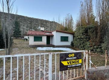 Casa de 3 ambientes, Potrerillos · Casa con Lote de 2.190 m² y 2 Dorm. en Venta en Potrerillos