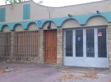 Casa de 7 ambientes, Gobernador Benegas · Casa a Reciclar – Gargiulo 2253 – Benegas, Godoy Cruz