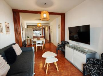 Departamento · 49m² · 2 Ambientes · Departamento 2 Amb, Frente Al Mar, C/balcón y Gas Natural.