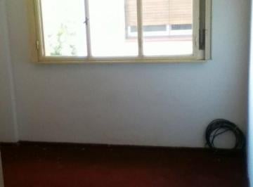Departamento · 45m² · 1 Ambiente · Se Alquila 2 Ambientes San Cristobal Luminoso con Lavadero
