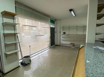 Local comercial · 45m² · Local Al Frente - San Martin 1778