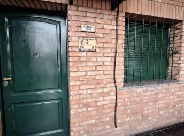 Casa de 5 ambientes, Lomas de Zamora · Casa con 4 Dorm.