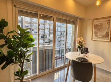 Departamento · 27m² · 1 Ambiente · Departamento en Venta Ambiente a La Calle Totalmente Reciclado Sobre Av Colon