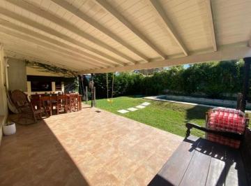 Casa · 205m² · 4 Ambientes · 2 Cocheras · Casa en Venta en San Isidro Labrador, Villanueva, Tigre