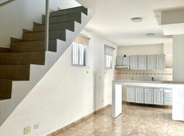 Departamento · 60m² · 3 Ambientes · Dpto 3 Amb en 1er Piso por Escalera - Sin Expensas