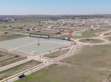 Terreno · 250m² · Lote Central en Venta en Cuestas de Manantiales