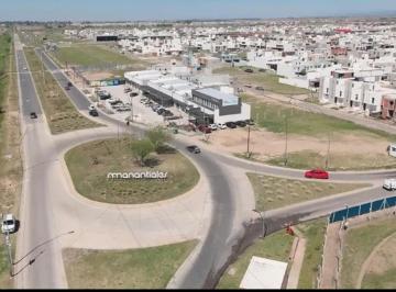 Terreno · 250m² · Lote Central en Venta en Cuestas de Manantiales.