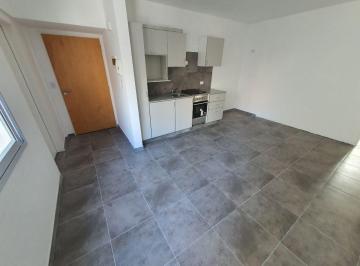 Departamento de 2 ambientes, Abasto · 2 Ambientes Al Frente C/balcón - Mtrs Subte B! Oportunidad! U$78.000.
