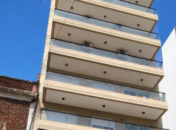 Departamento de 3 ambientes, Barracas · Departamento de 55 m² 3 Ambientes con Cochera Cubierta en Venta en Barracas
