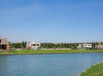Terreno · 502m² · Terreno Lote en Venta en Carpinchos, Nordelta, Tigre