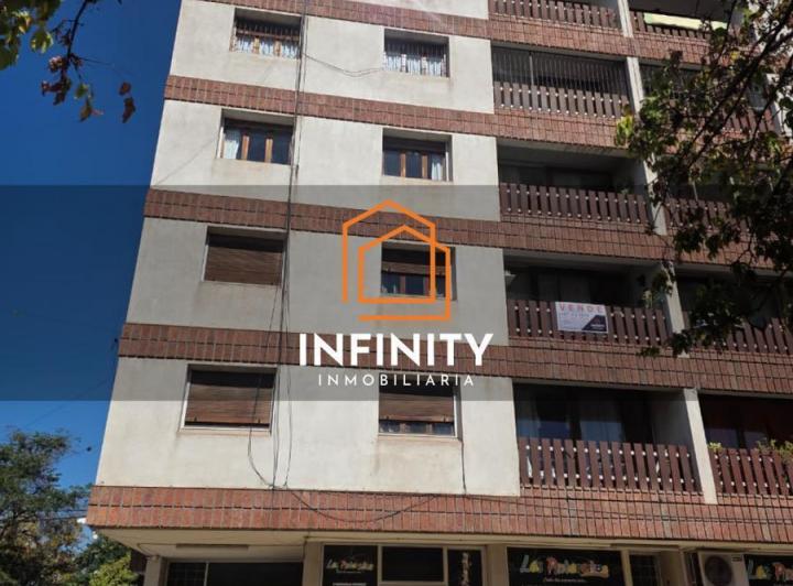 Departamento · 80m² · 6 Ambientes